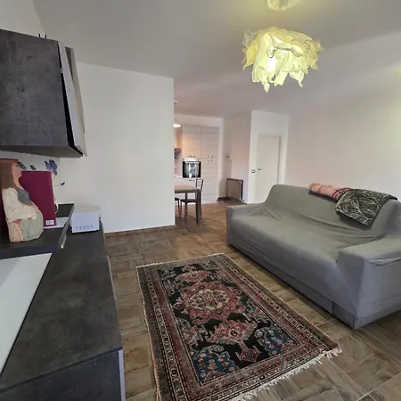 Apartamento In The Heart Of Ivrea!